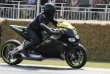 Turbínový motocykl MTT Street Fighter jezdce Zola Eisenberga (2006)