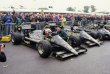 Vozy JPS Lotus, vpředu Tom Kristensen na typu 98T Renault (1998)