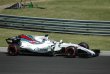 Paul Di Resta (Williams FW40 Mercedes) zaskočil jako náhradník za Felipe Massu, hned se kvalifikoval a ujel bezchybných 60 kol, než zasáhla technická závada