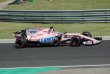 Sergio Pérez (Force India VJM10 Mercedes) zraje jako víno, ale nový týmový kolega Esteban Ocon se ho nebojí...