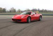 Za volantem Ferrari 458 Italia v Maranellu, na zkušebním okruhu ve Fioranu a v okolí Maranella na testovací trase…