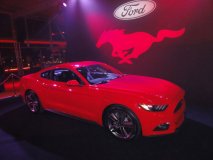 Nový Ford Mustang 2015 byl hvězdou večera v Barceloně