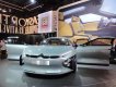 Citroën CXperience Concept, příjemné překvapení a návrat ke čtyřdveřovému sedanu, jenž možná naznačuje budoucnost sériových vozů této značky...