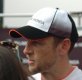 Jenson Button (McLaren MP4-31) se zlepšuje tak, jak se zlepšuje motor Honda...