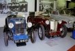 Dva vozy MG Midget; typ M s motorem 0,85 l (1930) a TA 1,3 l (1938)
