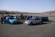 Porotci obhlížejí finálové automobily v Mortefontaine