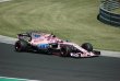 Esteban Ocon (Force India VJM10 Mercedes) se rychle učí a bojuje i s týmovým kolegou SergioPérezem k jeho velké nelibosti...