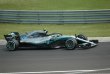 Valtteri Bottas (Mercedes-AMG W09) klesl závěrem z druhého na páté místo, pneumatiky už nedržely...